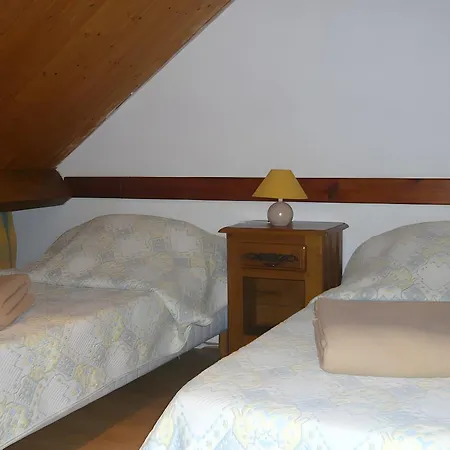 Les Trois Maisons - Jaune Holiday home